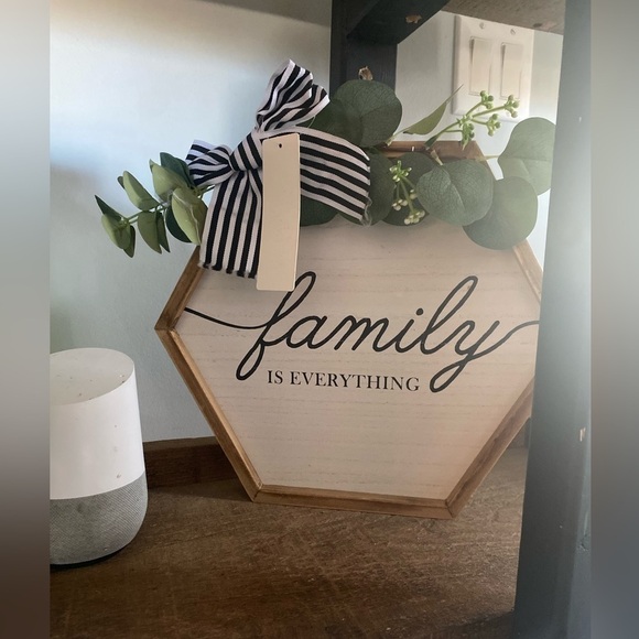 Family Decor Sign - Picture 1 of 2